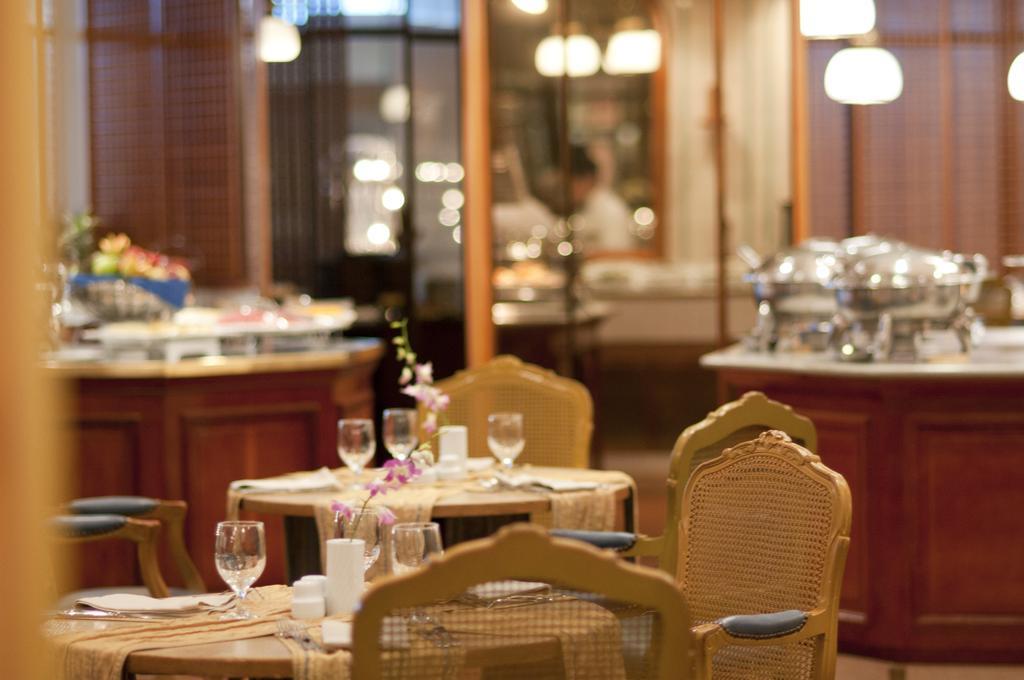 Jeddah Marriott Hotel Restoran fotoğraf